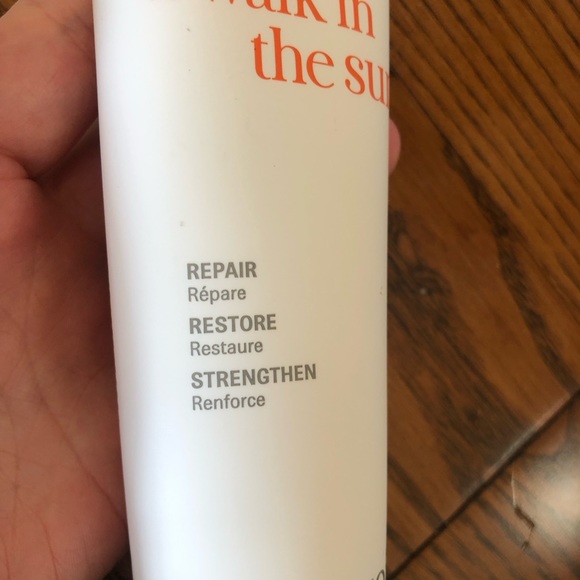 Voir Haircare A Walk in the Sun Inside out Moisturizing & Repairing Masque 150ml - Picture 2 of 5